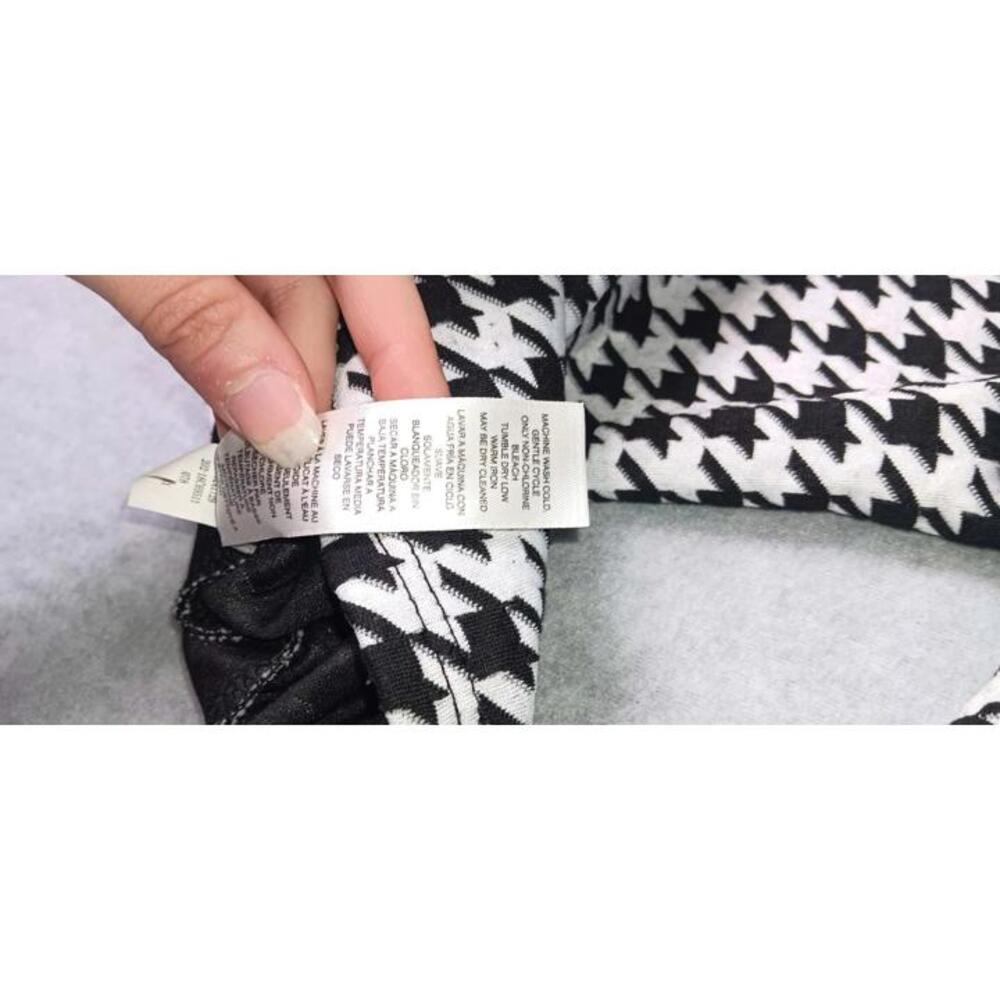 Chicos Houndstooth 3/4 Sleeve Sweater Womens Pullover Size 2 Black And White - Picture 10 of 11